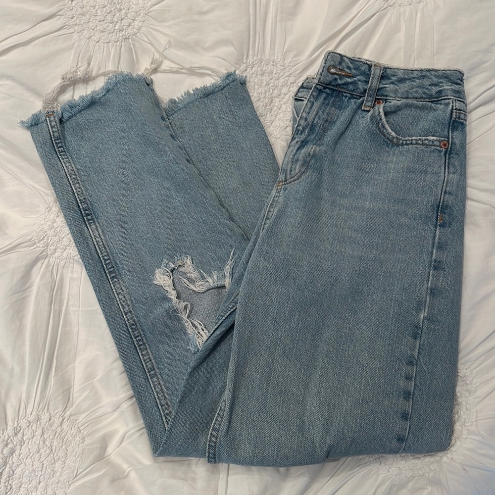 BDG Jeans. Size 26. High rise.